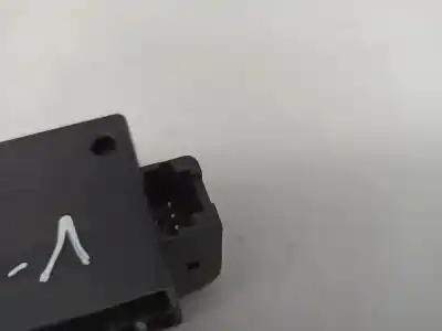 Автозапчасти б/у замок багажника/ворот за citroen c5 ii (rc_) 110 gasolina 2005 5p ссылки oem iam 9652483180  