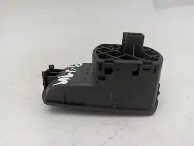 Pièce détachée automobile d'occasion commande de lève vitre avant droit pour opel corsa d (s07) 1.4 (l08 l68) références oem iam 13206806rt  