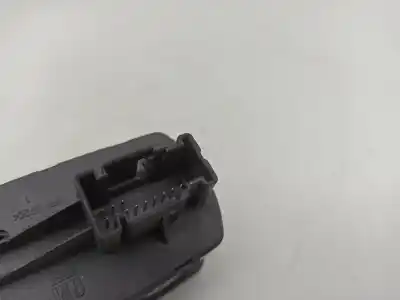 Second-hand car spare part left front power window switch for opel corsa d (s07) 1.4 (l08 l68) oem iam references 13258522ad  