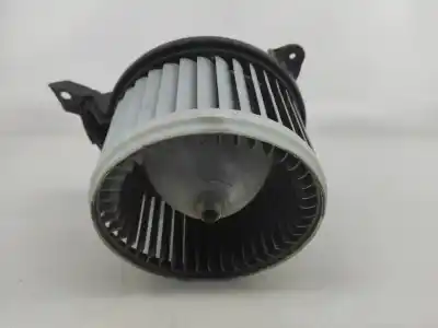 Pezzo di ricambio per auto di seconda mano motore di riscaldamento per opel corsa d (s07) 1.2 (l08 l68) riferimenti oem iam 13335075  