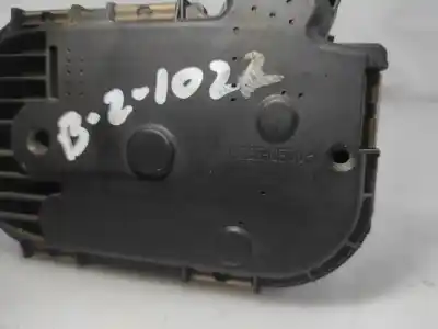 Second-hand car spare part throttle body for opel corsa c (x01) 1.2 (f08 f68) oem iam references 09106  
