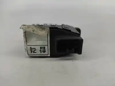 Автозапчасти б/у управление задними правыми стеклами за hyundai santa fe (sm) 2.7 v6 cat ссылки oem iam 621w02280  