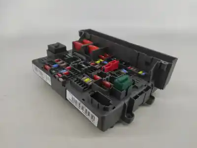 Second-hand car spare part fuse box unit for bmw 3 coupé (e92) 320 d oem iam references 911944604  