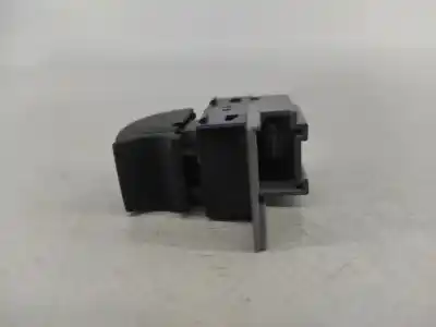 Автозапчасти б/у управление задними правыми стеклами за audi a3 (8l1) 1.9 tdi ссылки oem iam 4b0959855  