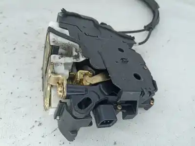 Автозапчастина б/у замок передніх дверей лівий для mitsubishi colt vi (z3_a, z2_a) 1.1 (z31a z32a) посилання на oem iam   
