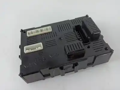 Second-hand car spare part FUSE BOX UNIT for NISSAN NOTE (E11, NE11)  OEM IAM references 284B29U01A  