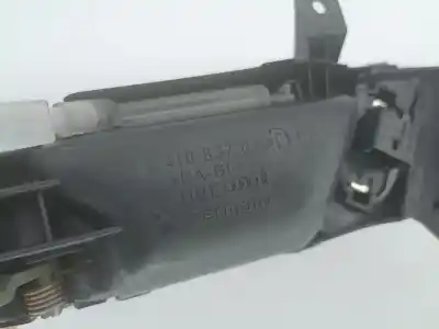 Автозапчастина б/у усередині передня права ручка для audi a6 avant (4f5) 3.0 tdi quattro (171kw) посилання на oem iam 4f0837020  