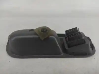 Peça sobressalente para automóvel em segunda mão botão / interruptor elevador vidro dianteiro esquerdo por renault megane scenic (ja0/1_) 1.4 i (ja0e) referências oem iam 7700431172  