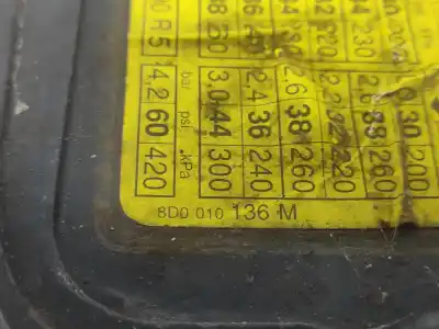 Автозапчастина б/у зовнішній пливний колпак для audi a4 b5 (8d2) 1.8 t посилання на oem iam 8d0010136m  