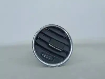 Second-hand car spare part air ventilation grille for opel corsa c (x01) 1.7 di (f08 f68) oem iam references 8h0820902d Second-hand car spare part air ventilation grille for opel corsa c (x01) 1.7 di (f08 f68) oem iam references 8h0820902d