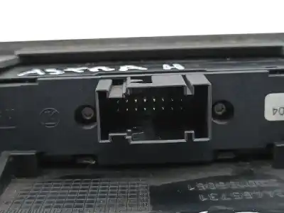 Pièce détachée automobile d'occasion console centrale pour opel astra h classic hatchback (a04) 1.4 (l48) références oem iam 13141091  