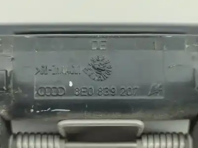Автозапчасти б/у задняя правая наружная ручка за audi a4 b6 (8e2) 1.9 tdi ссылки oem iam 8e0839207  