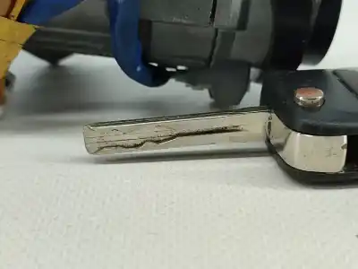 Second-hand car spare part ignition switch for kia ceed (ed) (2006->) 1.6 crdi 115 oem iam references   