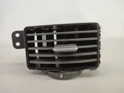 Second-hand car spare part air ventilation grille for toyota corolla verso (e12) 1.8 linea sol oem iam references 5565064010