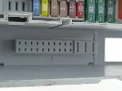 Second-hand car spare part fuse box unit for bmw 3 (e90) 320 d oem iam references 6906622  