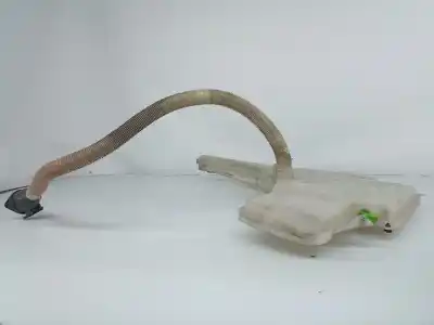 Second-hand car spare part windscreen washer bottle for bmw 3 (e90) 320 d oem iam references 712423110  