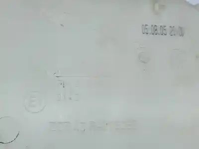 Second-hand car spare part windscreen washer bottle for bmw 3 (e90) 320 d oem iam references 712423110  