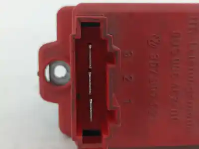 Автозапчасти б/у сопротивление нагреву за audi a4 b5 avant (8d5) 1.8 t ссылки oem iam 5ds00646700  