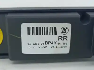 Second-hand car spare part right front power window switch for mazda 3 (bk) 1.6 (bk14) oem iam references 03123100  