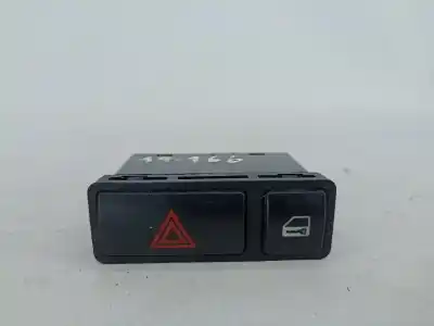 Second-hand car spare part hazard warning lights for bmw 3 (e46) 320 d oem iam references 61318368920