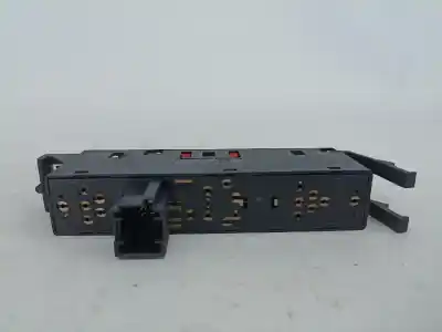 Second-hand car spare part left front power window switch for bmw 3 (e46) 320 d oem iam references 6902184  