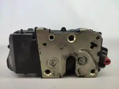 Peça sobressalente para automóvel em segunda mão FECHADURA DA PORTA TRASEIRA DIREITA por PEUGEOT 306 (7B, N3, N5)  Referências OEM IAM 4PINOS  