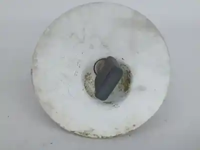 Pièce détachée automobile d'occasion BOUCHON DE CARBURANT EXTÉRIEUR pour RENAULT CLIO I (B/C57_, 5/357_)  Références OEM IAM 7700829695  