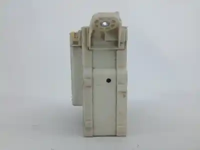 Автозапчастина б/у реле/запоперівник для lexus is ii (_e2_) 220d (ale20) посилання на oem iam 8273053020  