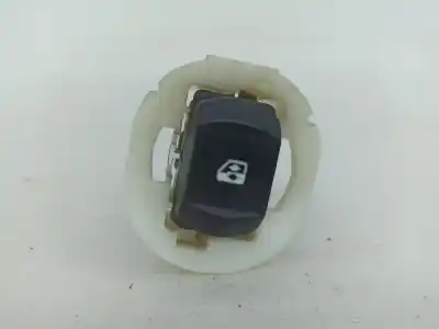 Pièce détachée automobile d'occasion COMMANDE DE LÈVE VITRE AVANT DROIT pour RENAULT CLIO GRANDTOUR (KR0/1_)  Références OEM IAM 156018100  
