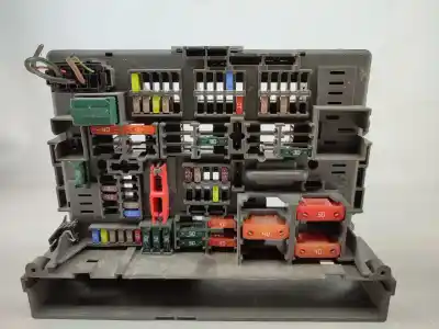 Автозапчасти б/у блок реле/предохранителей за bmw 1 (e87) 118 d ссылки oem iam 911944604