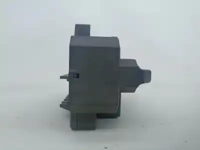 Second-hand car spare part fuse box unit for bmw 7 (e65, e66, e67) 730 d oem iam references 6113690058301  