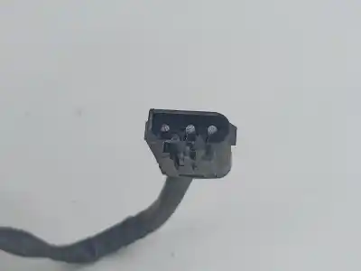 Second-hand car spare part trunk lock for bmw 7 (e65, e66, e67) 730 d oem iam references 7014872  