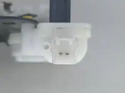 Second-hand car spare part trunk lock for mazda 3 (bk) 1.3 (bk14) oem iam references   