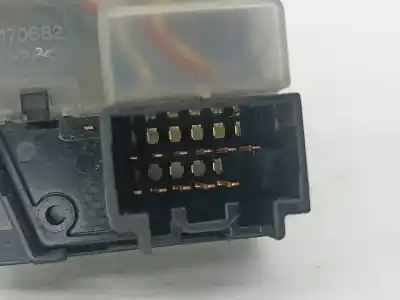 Pezzo di ricambio per auto di seconda mano comando pulito per mazda 3 (bk) 1.3 (bk14) riferimenti oem iam 17d682  