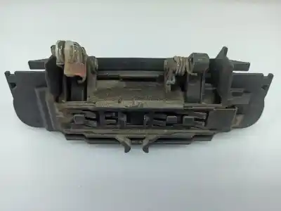 Автозапчасти б/у задняя левая наружная ручка за audi a6 avant (4b5) 1.9 tdi 131 cv / 96 kw ссылки oem iam 4b0839885  