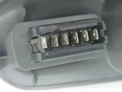 Pièce détachée automobile d'occasion commande de lève vitre avant droit pour renault megane scenic (ja0/1_) 1.9 dti (ja0n) références oem iam 7700431172  