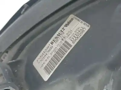 Pièce détachée automobile d'occasion feu droit pour renault megane scenic (ja0/1_) 1.9 dti (ja0n) références oem iam 7700432097 // fase ii  