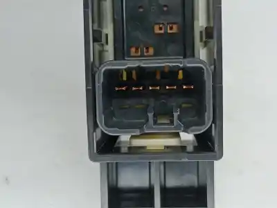 Автозапчасти б/у управление задними правыми стеклами за mitsubishi outlander ii (cw_w) 1722 ak gasóleo 2011 5p ссылки oem iam mr587944  