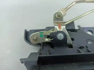 Автозапчасти б/у замок багажника/ворот за audi a4 b5 avant (8d5) 2.5 tdi ссылки oem iam   