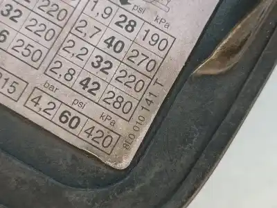 Автозапчасти б/у наружная крышка топлива за audi a3 (8l1) 1.9 tdi ссылки oem iam 8e0809905  