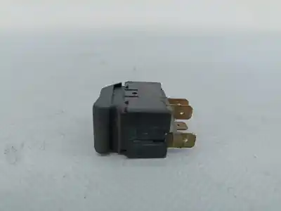 Pièce détachée automobile d'occasion commande de lève vitre avant droit pour audi a4 b5 avant (8d5) 1.9 tdi références oem iam 4d0959855  