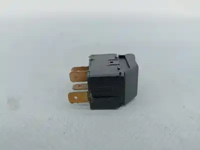 Pièce détachée automobile d'occasion commande de lève vitre avant droit pour audi a4 b5 avant (8d5) 1.9 tdi références oem iam 4d0959855  