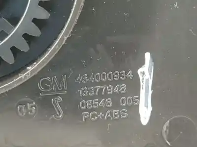 Автозапчастина б/у аераційна решіта для opel corsa e (x15) 1.3 cdti (08 68) посилання на oem iam 464000934  