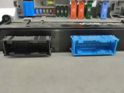 Second-hand car spare part fuse box unit for bmw 3 touring (e91) 320 d oem iam references 6906622  