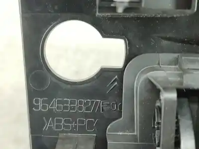 Автозапчасти б/у центральная консоль за citroen c4 i (lc_) 1.6 hdi ссылки oem iam 9646338277f  