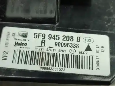 Second-hand car spare part front right headlight for seat leon st (5f8) 1.6 tdi oem iam references 5f9945208b  