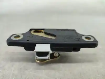 Автозапчастина б/у замок багажника / ворот для audi a4 b5 avant (8d5) 1.9 tdi посилання на oem iam 8d5827505d  