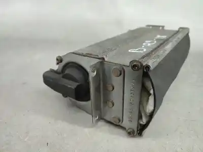 Second-hand car spare part front right air bag for audi a3 (8l1) 1.9 tdi oem iam references 8l0880202a  