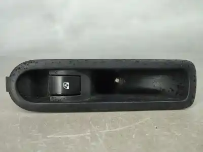 Pièce détachée automobile d'occasion commande de lève vitre arrière droit pour renault megane ii sedán (lm0/1_) 1.5 dci (lm02 lm13 lm2a) références oem iam 156013870 Pièce détachée automobile d'occasion commande de lève vitre arrière droit pour renault megane ii sedán (lm0/1_) 1.5 dci (lm02 lm13 lm2a) références oem iam 156013870