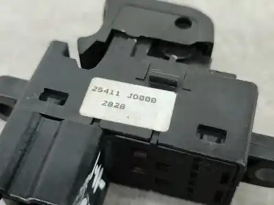 Second-hand car spare part rear right power window switch for nissan qashqai / qashqai +2 i (j10, nj10, jj10e) 2.0 oem iam references 25411jd000   Second-hand car spare part rear right power window switch for nissan qashqai / qashqai +2 i (j10, nj10, jj10e) 2.0 oem iam references 25411jd000
